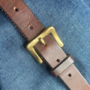 90s Eddie Bauer Brown Leather Belt with Solid Brass Buckle Women’s S-M